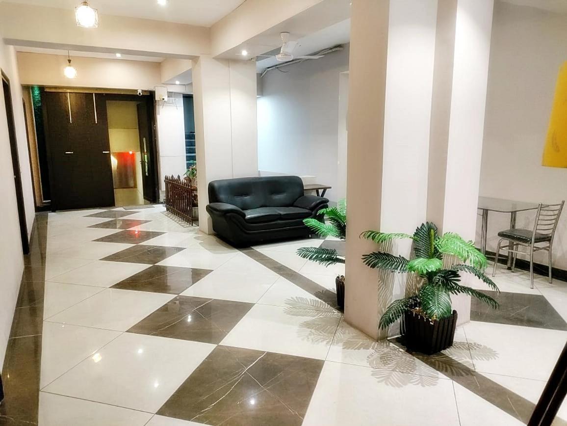 Hotel Luxuria Ludhiana Exterior foto