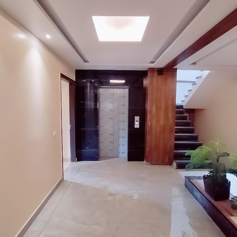 Hotel Luxuria Ludhiana Exterior foto
