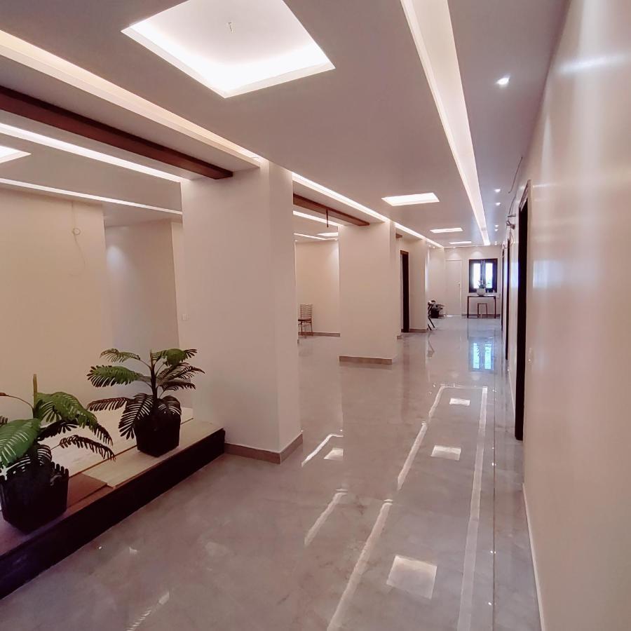 Hotel Luxuria Ludhiana Exterior foto